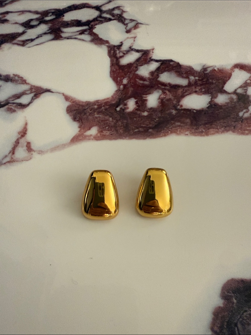 NWOT Aureum Fawn Drop Earrings